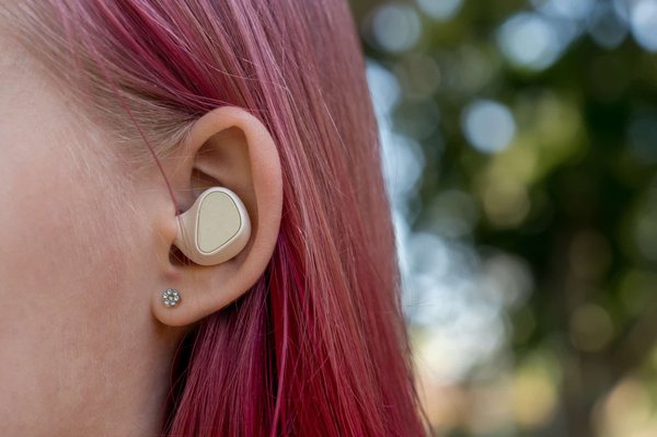 Comment utiliser la technologie de réduction de bruit active sur les Jabra Elite 85t pour un meilleur son ?
